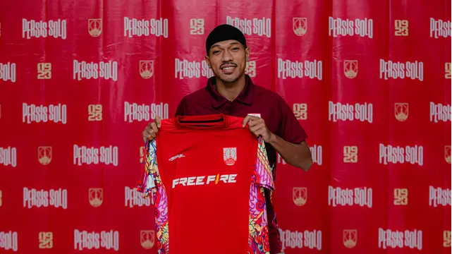 Giovani Numberi, Persis Solo